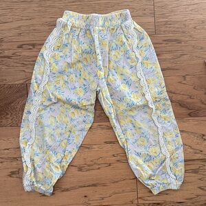 Strawberry Coral brand Floral Lace Trim Balloon Pants